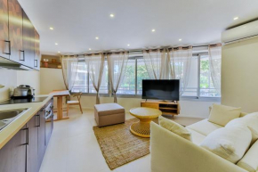 Beautiful apartment 7P City Center Beach 250m